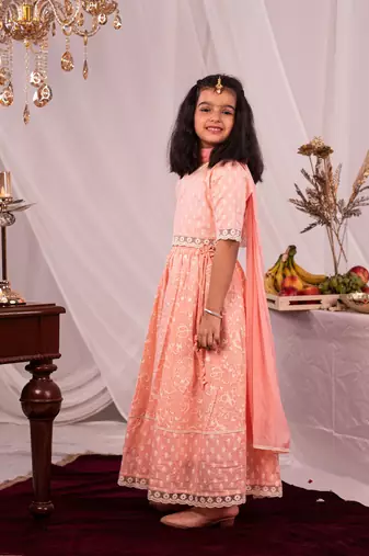  girls' pink lehenga set