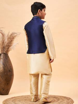 navy blue and gold jacket, kurta and pyjama set 3