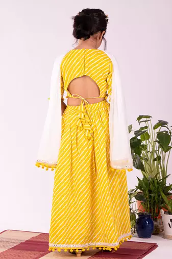  girls' yellow lehenga set