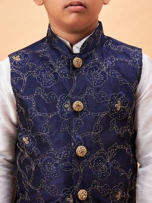 navy blue and white jacket, kurta and pyjama set 4
