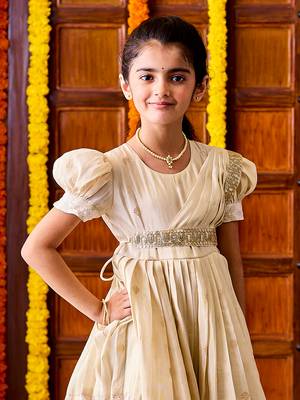 girls' gold anarkali set. 1