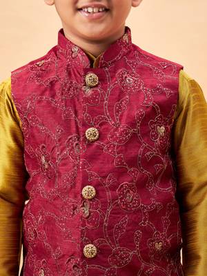 maroon and mustard jacket, kurta and pyjama set 4