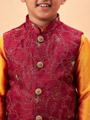 maroon nehru jacket and orange kurta and pyjama set 4