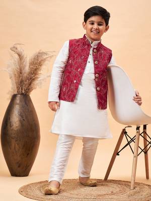 maroon nehru jacket,and white  kurta and pyjama set 1