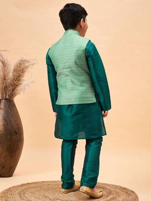 green jacket, kurta and pyjama set 3