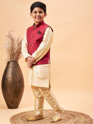 gold jacket, kurta and pyjama set 2