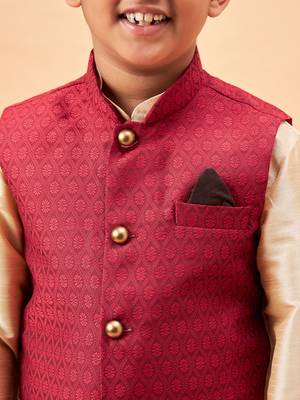 gold jacket, kurta and pyjama set 4