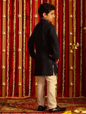 navy blue and white kurta pyjama set 3