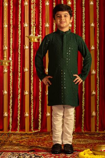  boys' green and white kurta pyjama set