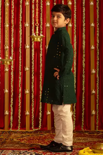 green and white kurta pyjama set