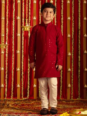 maroon and white kurta pyjama set 1