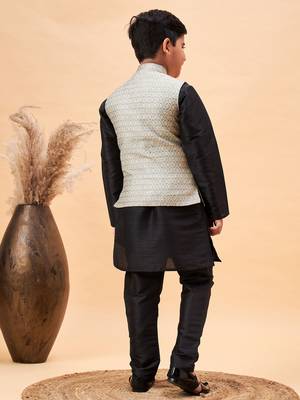 beige and black jacket, kurta and pyjama set 3