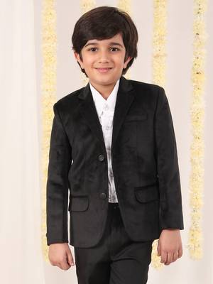 navy blue blazer 1