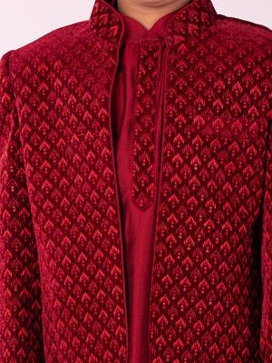 maroon jodhpuri, kurta and pyjama set 4