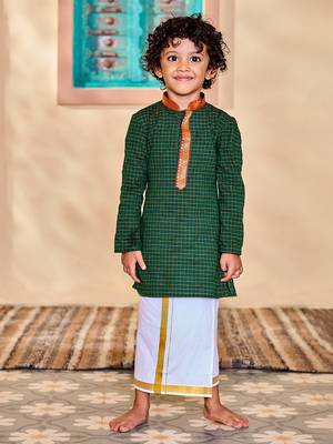  infant boys' green and white cotton blend kurta and mundu set 2