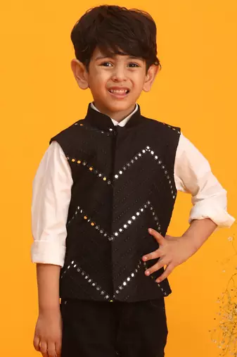 Vastramay boys' black nehru jacket