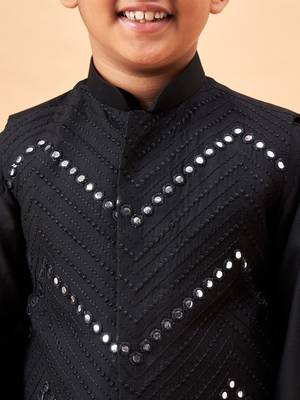  black jacket, kurta and pyjama set 4