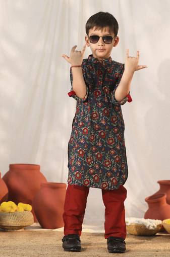 Vastramay boys' navy blue kurta pyjama set