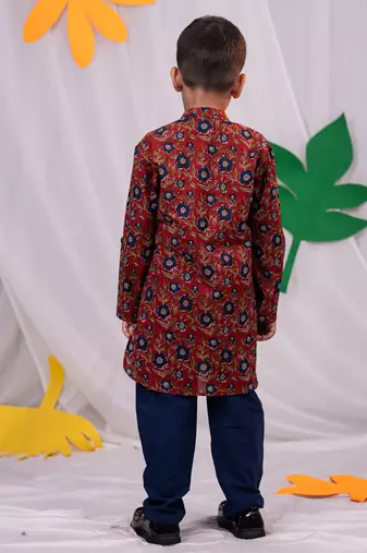 rust and white kurta pyjama set