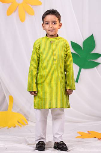  boys' green and white kurta pyjama set