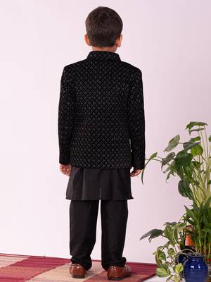 black jodhpuri, kurta and pyjama set 3