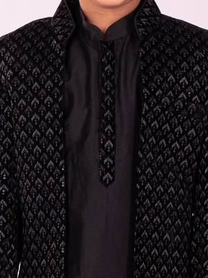 black jodhpuri, kurta and pyjama set 4