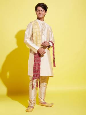  gold silk blend kurta, pyjama & dupatta set 1