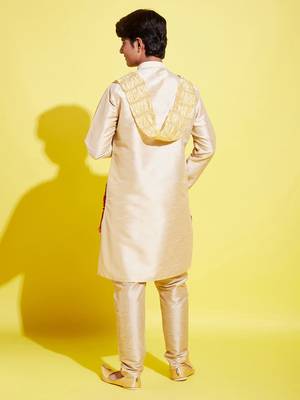  gold silk blend kurta, pyjama & dupatta set 3