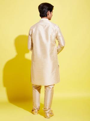  gold silk blend kurta pyjama set 3