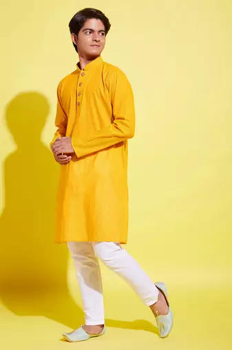 yellow and white pure cotton kurta pyjama set