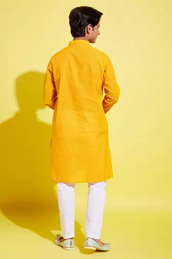 yellow and white pure cotton kurta pyjama set