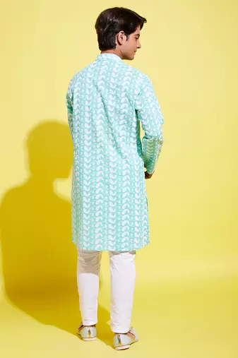  green and white kurta pyjama set