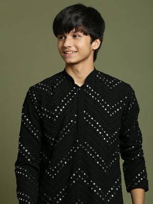  yuva boys' black kurta pyjama set 4