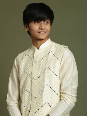  cream jacket, kurta and pyjama set 4