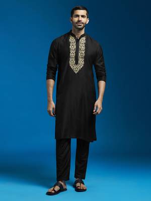  black viscose kurta and pyjama set 3
