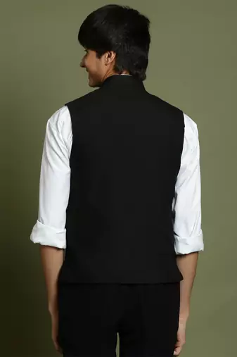 yuva boys' black nehru jacket
