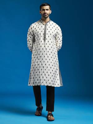  black silk blend kurta and pyjama set 1