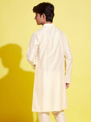  cream kurta 3