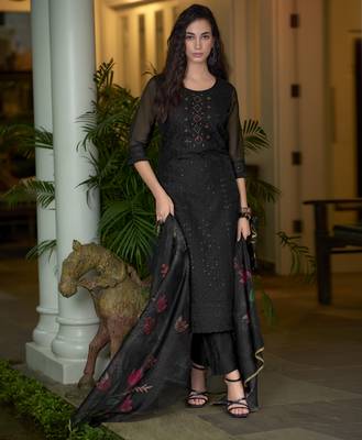  black organza bored schiffli embroidered straight kurta with pant & dupatta 4