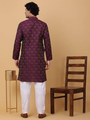 Men purple silk blend jacquard kurta with pyjamas 3