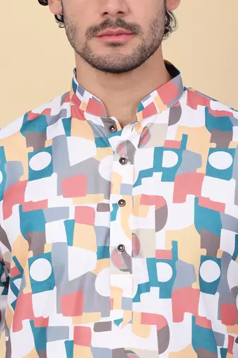Men cotton peach and white geometric printed kurta with elastic waistband pyjama