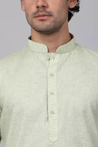 Men green linen solid kurta with pyjamas