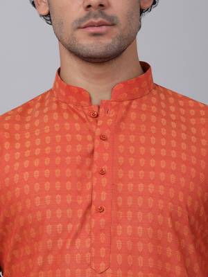 Men maroon cotton woven kurta with pyjamas 2
