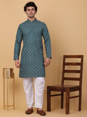 Men green cotton ethnic printed kurta with pyjamas 1