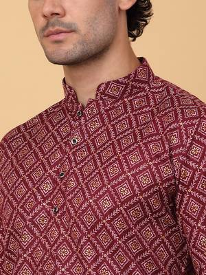 Men maroon cotton ethnic printed kurta with pyjamas 2