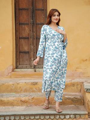 women blue a-line kurta pant set 4