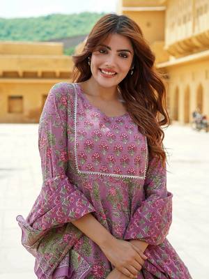 women mauve gotta patti anarkali kurta pant dupatta set 4