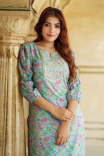 women mauve straight kurta pant dupatta set