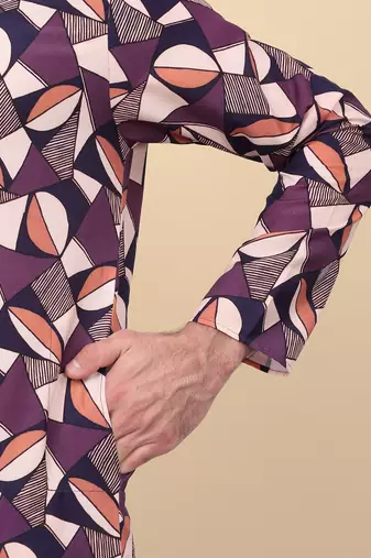 Men cotton purple and beige geometric printed kurta with elastic waistband pyjama