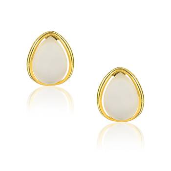 Brass gold faux pearl stud earrings for women girls 4